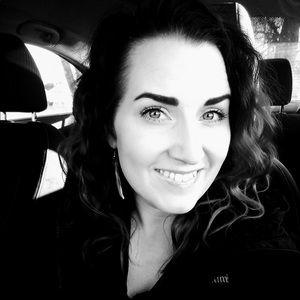 Meet your Posher, Jodi